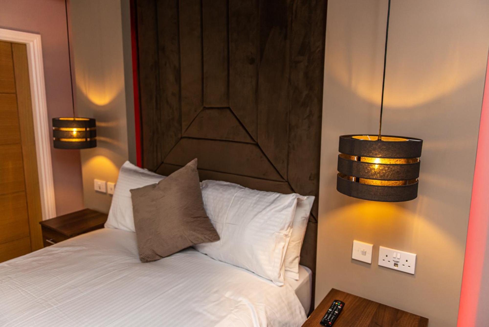 Optimal Apartments Bradford  Room photo