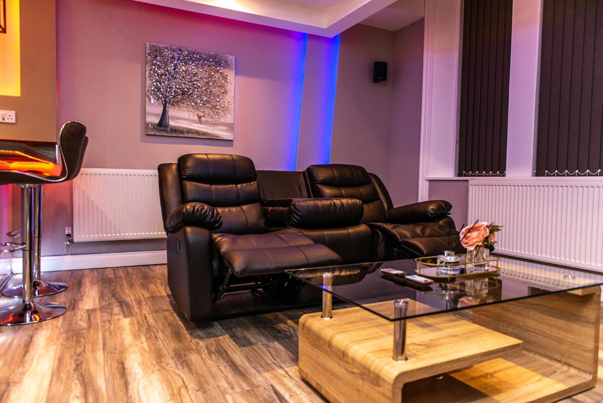 Optimal Apartments Bradford  Room photo