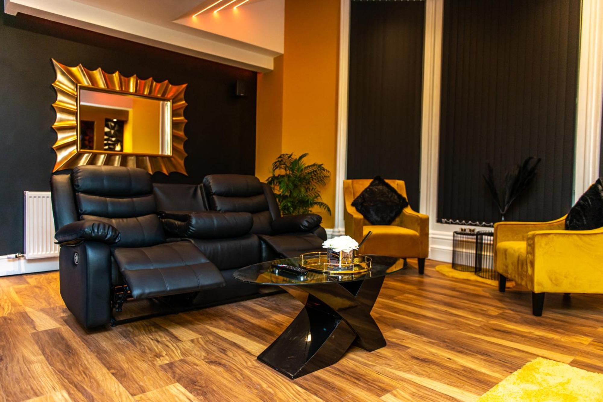 Optimal Apartments Bradford  Room photo