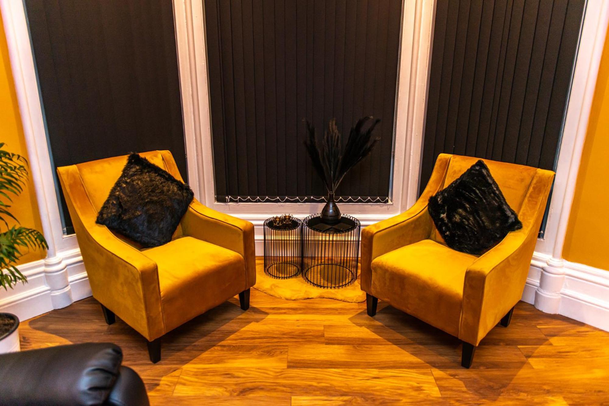 Optimal Apartments Bradford  Room photo
