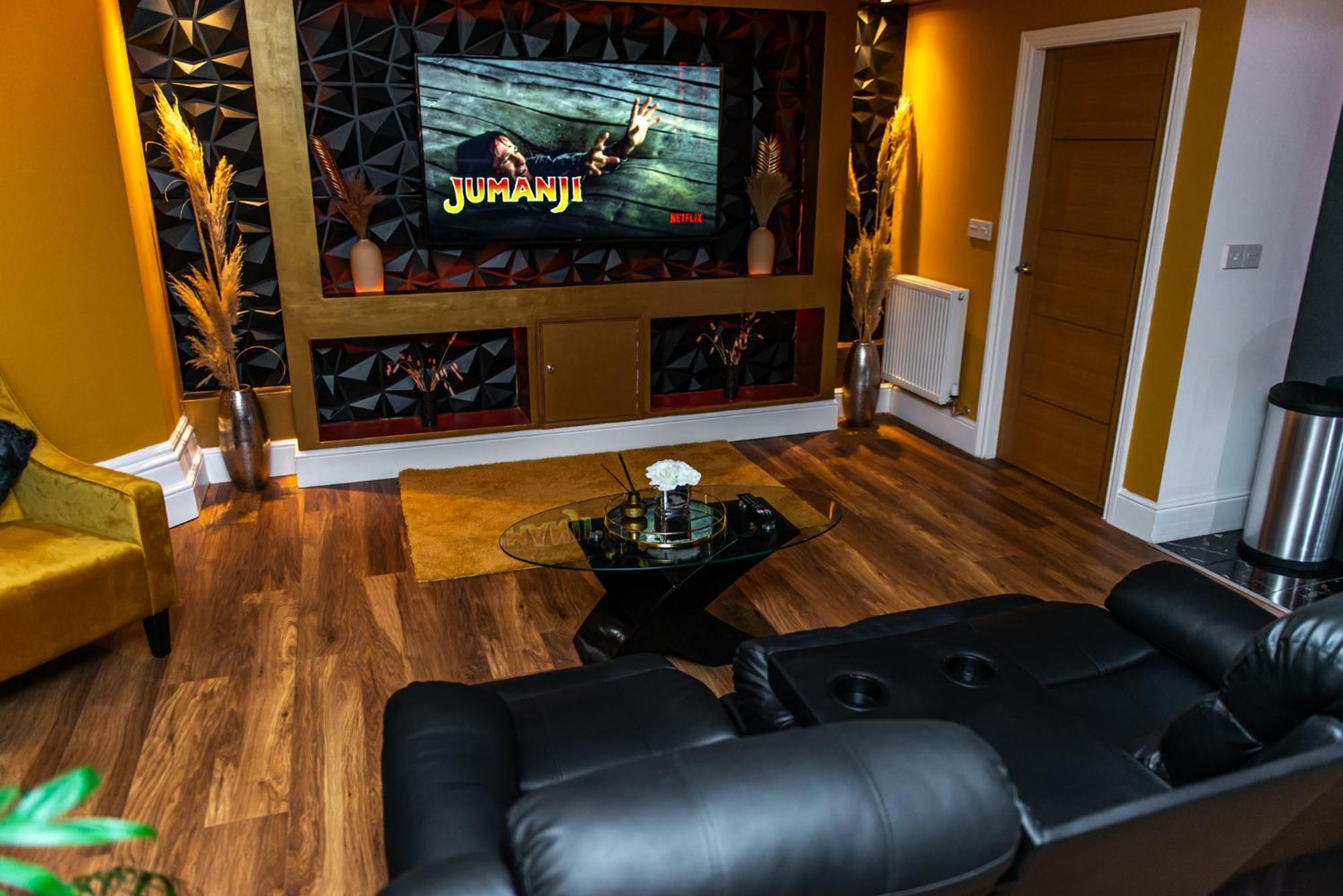 Optimal Apartments Bradford  Room photo