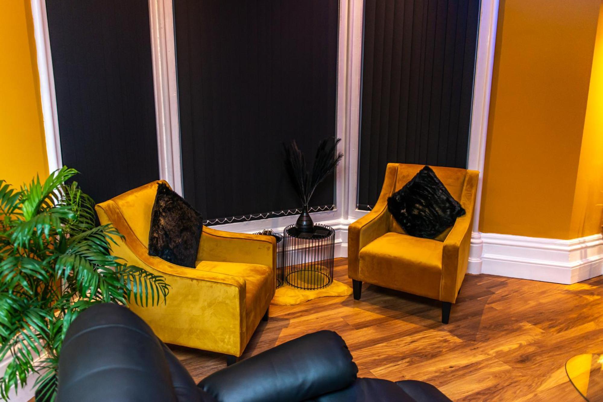 Optimal Apartments Bradford  Room photo